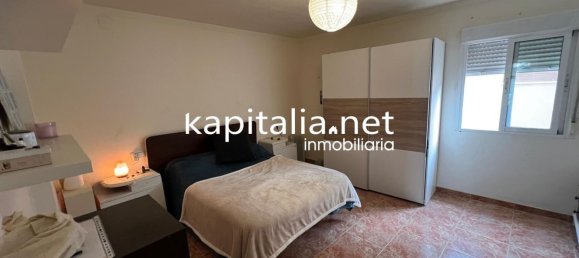 3 bedrooms House in Valencia, Spain No. 159701 4