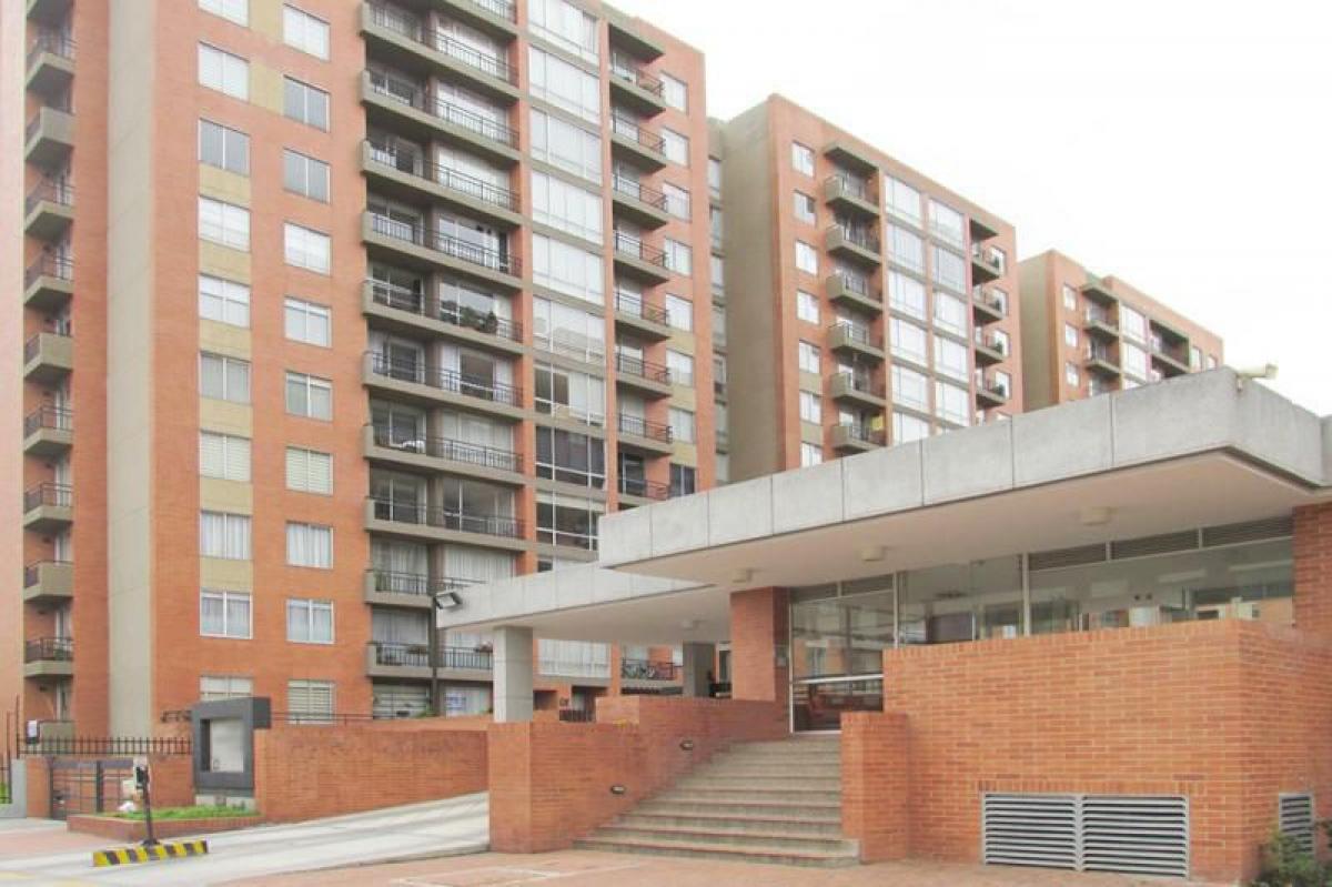 3 bedrooms House in Bogota, Colombia No. 10444