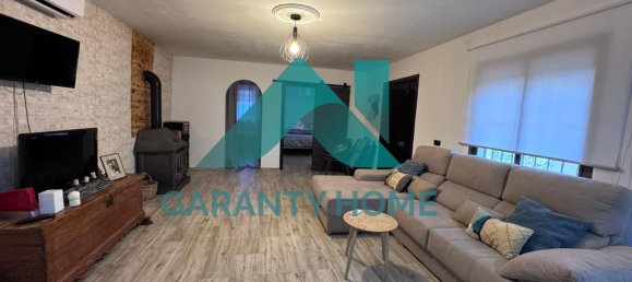 Casa de 3 dormitorios en Cáceres, Spain No. 163238 2