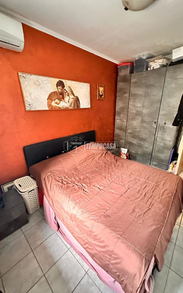 Apartamento de 3 habitaciónes en Rome, Italy No. 26086