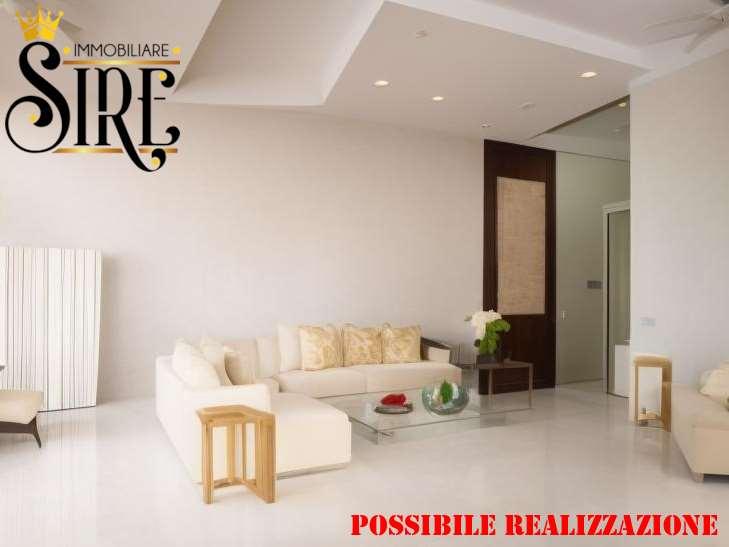 3 rooms Apartment in Trani, Italy No. 4805