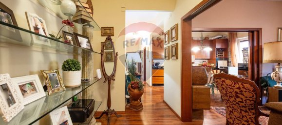 Apartamento de 3 dormitorios en Sant'Agata li Battiati, Italy No. 127391 3