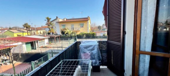 4 rooms Apartment in Ravenna, Italy No. 9324 18