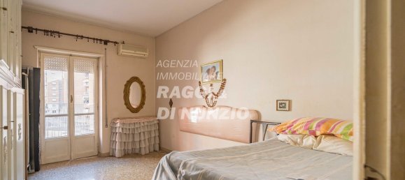 5 bedrooms Apartment in Rome, Italy No. 321197 16