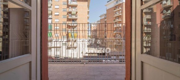 5 bedrooms Apartment in Rome, Italy No. 321197 19