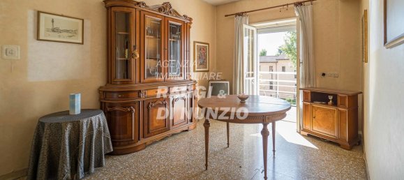 5 bedrooms Apartment in Rome, Italy No. 321197 8