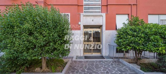 5 bedrooms Apartment in Rome, Italy No. 321197 4