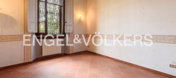 4 bedrooms Apartment in Florence, Italy No. 132718 5