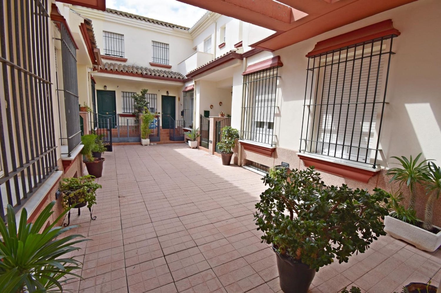 1 bedroom Townhouse in Jerez de la Frontera, Spain No. 243534