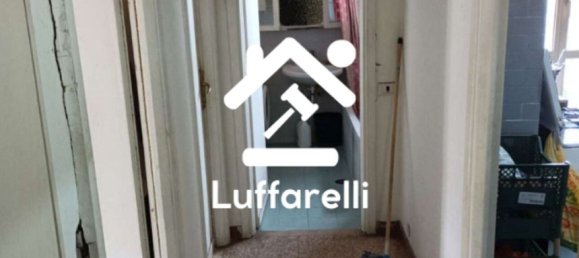 4-Zimmer Wohnung in Rome, Italy, Nr. 202926 8