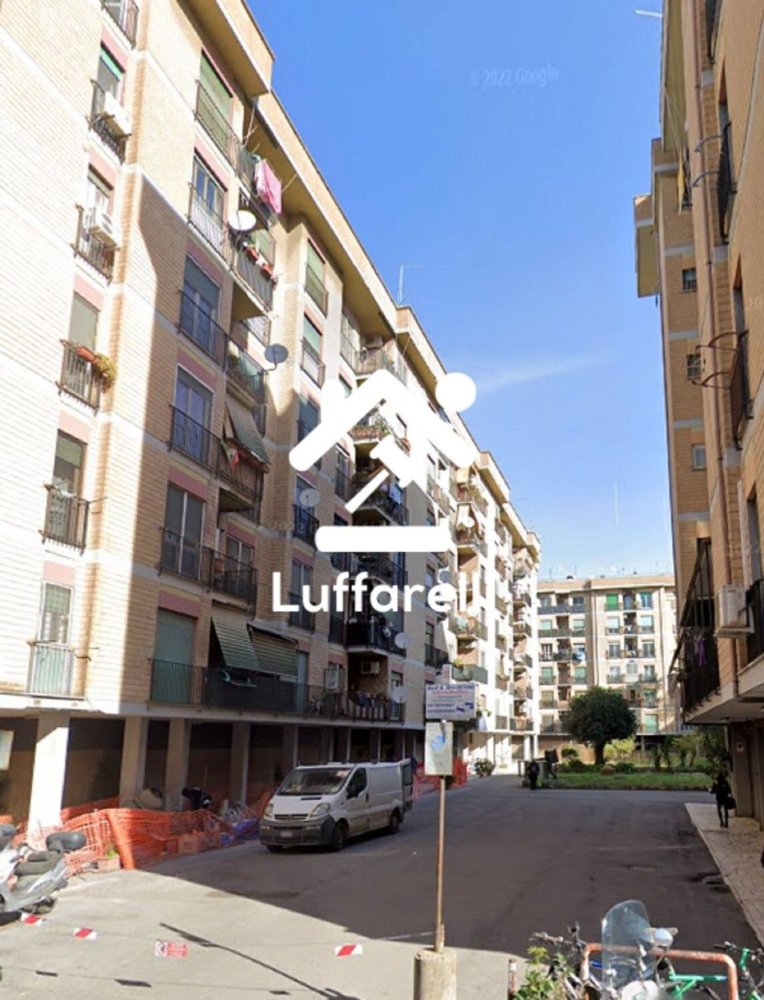 4-Zimmer Wohnung in Rome, Italy, Nr. 202926