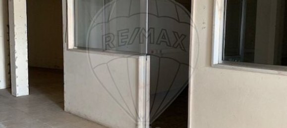 1820m² Commercial property in Marinha Grande, Portugal No. 76691 2