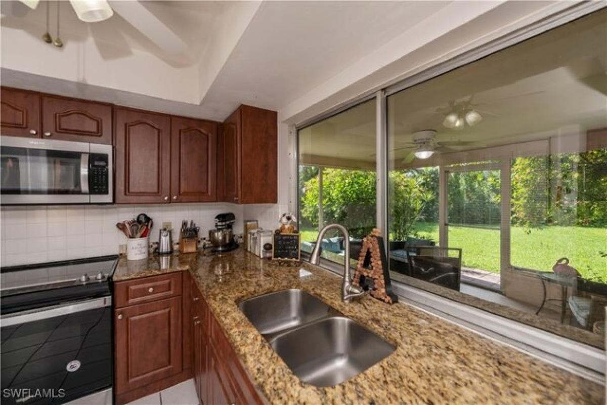 3 bedrooms House in Cape Coral, USA No. 392456