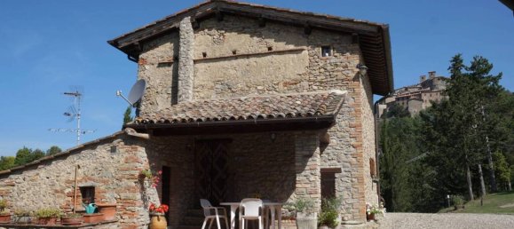 4 rooms House in Monte Santa Maria Tiberina, Italy No. 21964 7