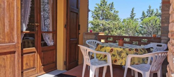 4 rooms House in Monte Santa Maria Tiberina, Italy No. 21964 15