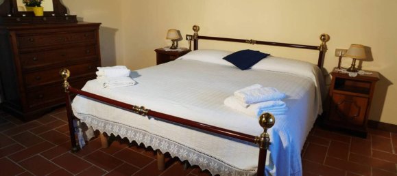 4 rooms House in Monte Santa Maria Tiberina, Italy No. 21964 26