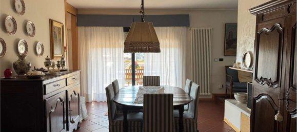 8 rooms Penthouse in Vittorio Veneto, Italy No. 61753 12