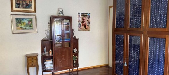 8 rooms Penthouse in Vittorio Veneto, Italy No. 61753 31