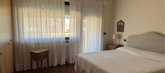 8 rooms Penthouse in Vittorio Veneto, Italy No. 61753 21