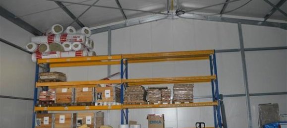 370m² Commercial property in Vierzon, France No. 322130 5