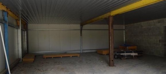 370m² Commercial property in Vierzon, France No. 322130 4