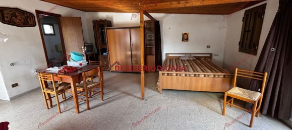 180m² Building in Balestrate, Italy No. 303776 13