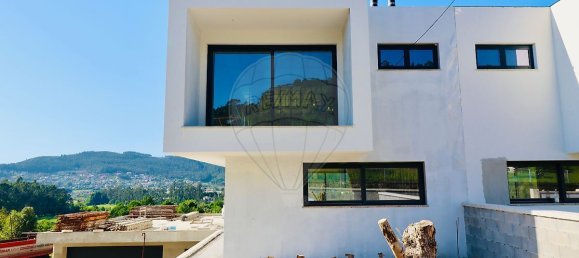 Casa de 3 dormitorios en Cossourado, Portugal No. 170955 2