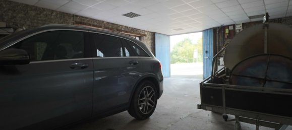 4 bedrooms House in Puy-de-Dome, France No. 320864 9