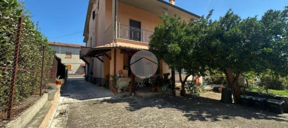 2 غرف نوم شقة في Fara in Sabina, Italy رقم 381031 5