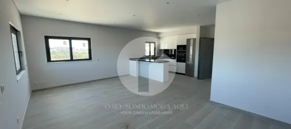 2 bedrooms Apartment in Quelfes, Portugal No. 149972 4