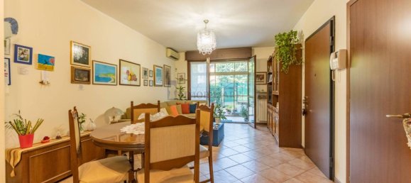 2 غرف نوم شقة في San Giuliano Milanese, Italy رقم 273491 8