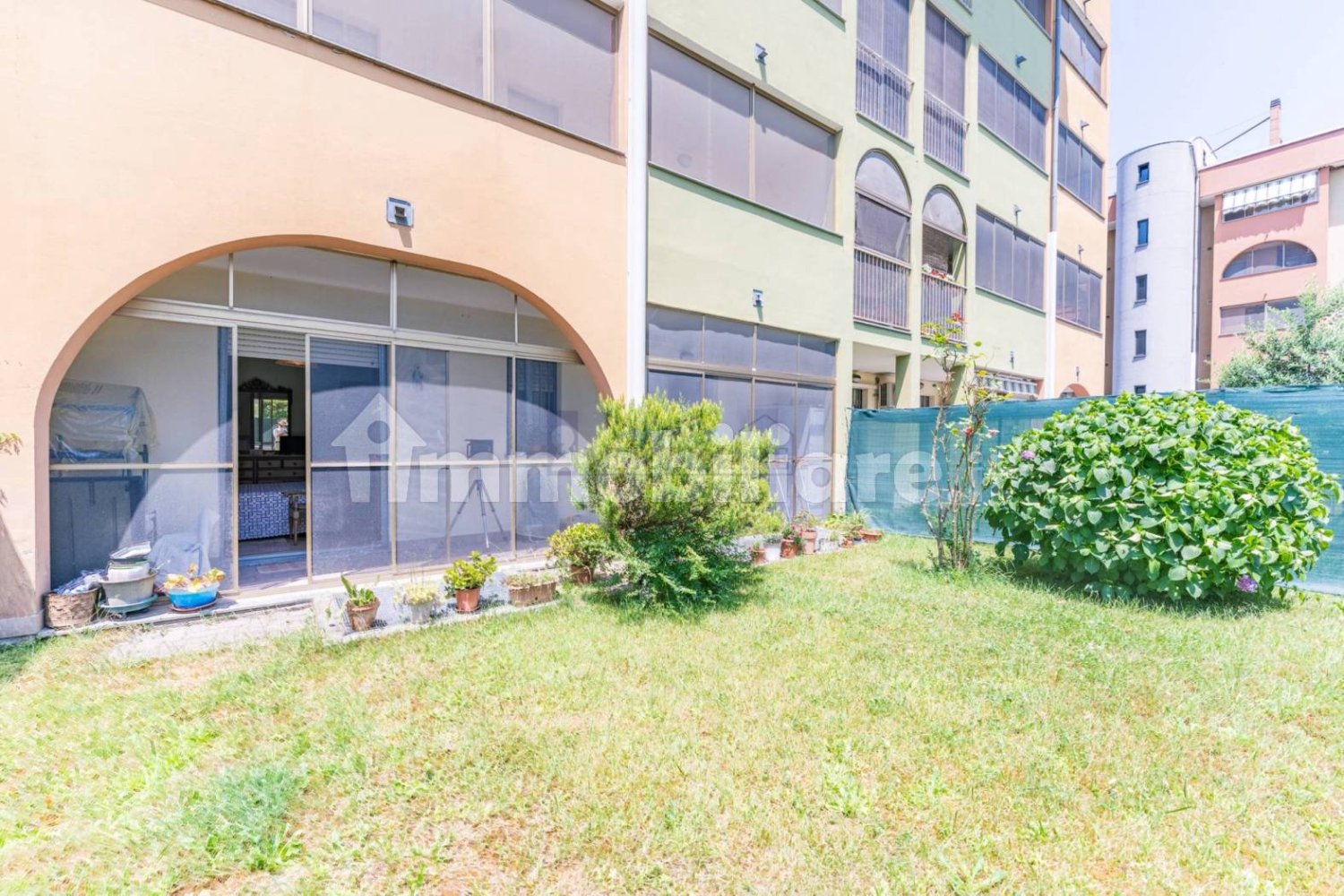 2 غرف نوم شقة في San Giuliano Milanese, Italy رقم 273491