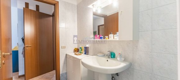 2 غرف نوم شقة في San Giuliano Milanese, Italy رقم 273491 22