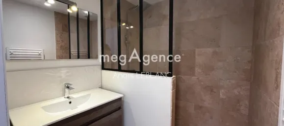 4 bedrooms House in Martigne-sur-Mayenne, France No. 351729 5