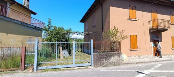 8غرفة منزل في Sangiano, Italy رقم 334215 3