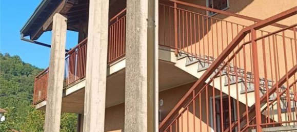 8غرفة منزل في Sangiano, Italy رقم 334215 11