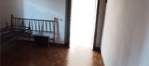 8غرفة منزل في Sangiano, Italy رقم 334215 35