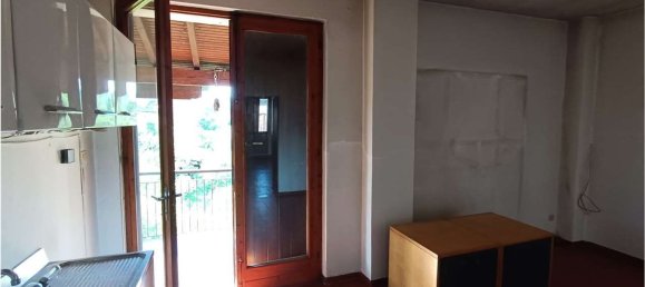 8غرفة منزل في Sangiano, Italy رقم 334215 29