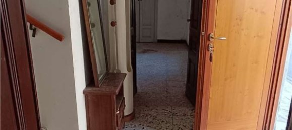 8غرفة منزل في Sangiano, Italy رقم 334215 46