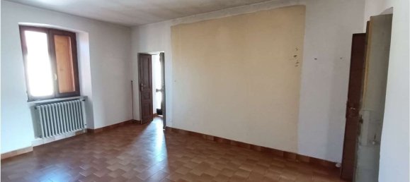 8غرفة منزل في Sangiano, Italy رقم 334215 41