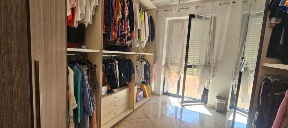 4 bedrooms Apartment in Turi, Italy No. 381738 15