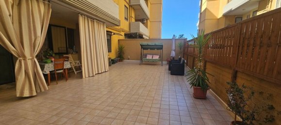 4 bedrooms Apartment in Turi, Italy No. 381738 20