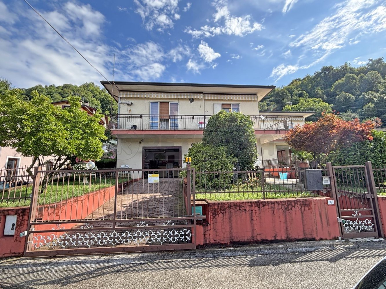 10 bedrooms House in Cornedo Vicentino, Italy No. 330157