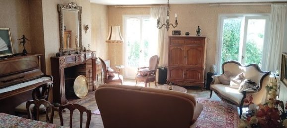 3 bedrooms House in Dissay, France No. 315345 5