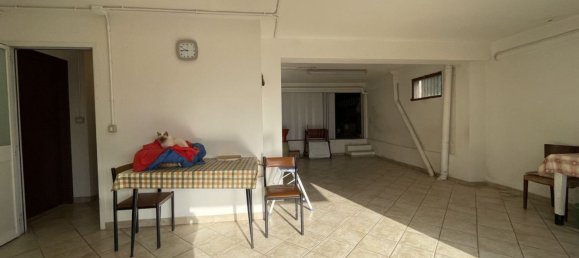 4-Zimmer Haus in Agugliano, Italy, Nr. 189511 8