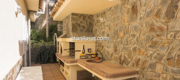 4 غرف نوم فيلا في Blanes, Spain رقم 14830 6