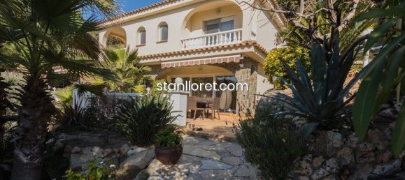 4 غرف نوم فيلا في Blanes, Spain رقم 14830 4