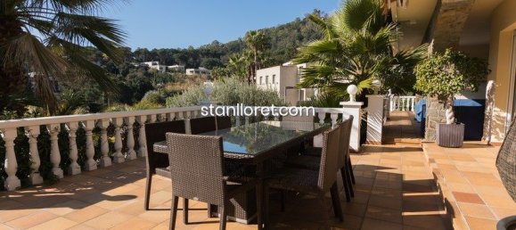 4 غرف نوم فيلا في Blanes, Spain رقم 14830 7