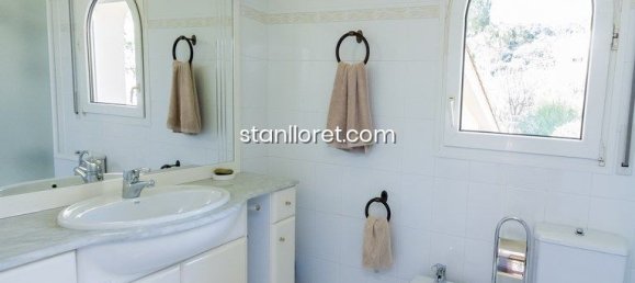 4 غرف نوم فيلا في Blanes, Spain رقم 14830 29