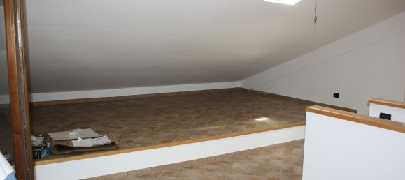 4 bedrooms House in Albano Laziale, Italy No. 341792 12